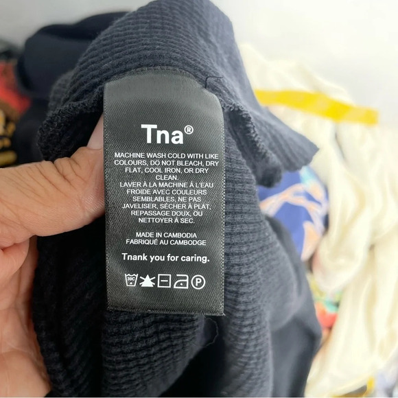 Tna black waffle knit turtleneck shirt small - Picture 7 of 7